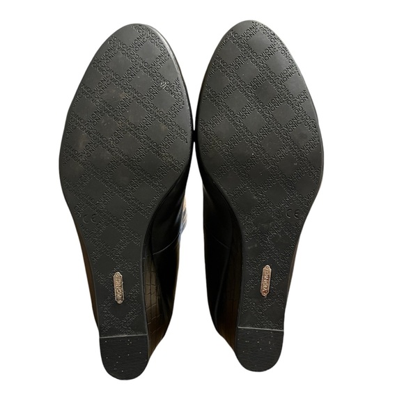 Vionic Leather Antonia Orthoheel Black Wedge - Picture 2 of 7